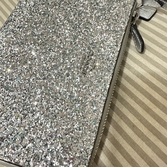 Coach Silver Shoulder Bag with Glitter Finish - Picture 2 of 6
